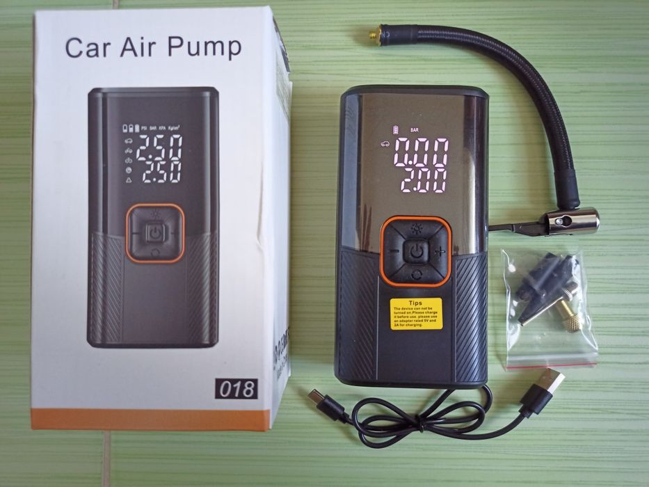 Автомобильный/велосипедный насос на аккумуляторах 7,4v