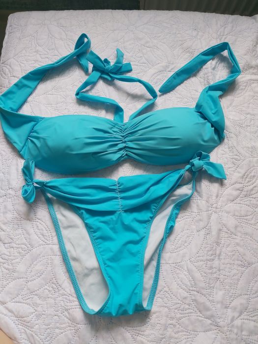 Женский купальник.