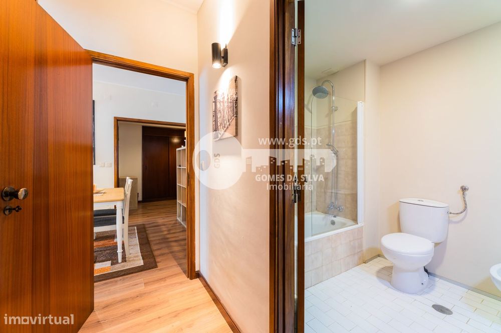 T2 p/ investimento sito em Lomar, Braga