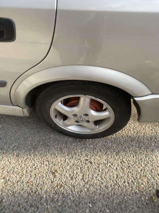 Opel Astra Caravam 1.7 — photo 4