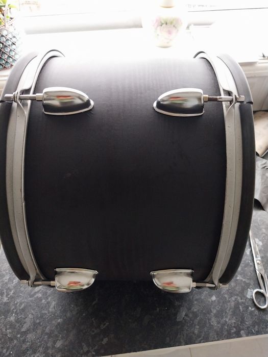 Vendo timbaloes para bateria ou claque