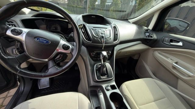 Продам власне авто Ford C-Max 2014 року.