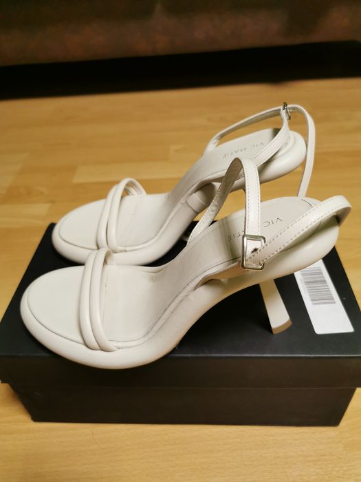 Buty na obcacie Sandaly Vic Matié  1C6954D_C14C060112 rozmiar 39