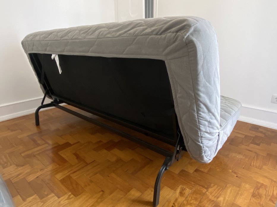 Sofá-cama IKEA- impecável e pouco usado!