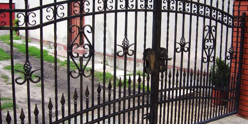 Spawanie bram płotków balustrady konstrukcji stalowej