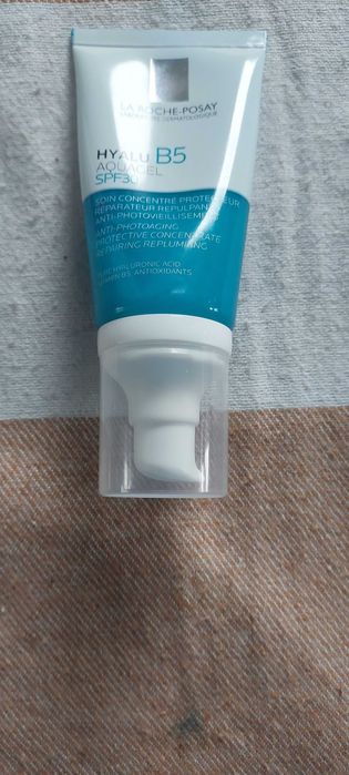 Krem-żel La Roche Posay Hyalu B5 Aquagel SPF30 50 ml