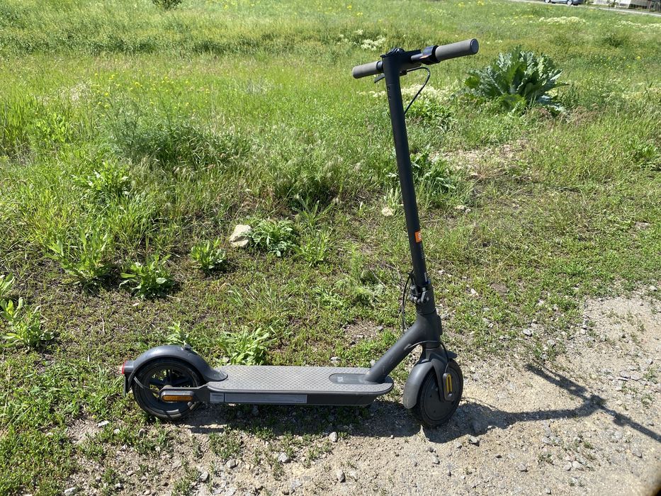 Електросамокат Xiaomi Mi Electric Scooter 1S