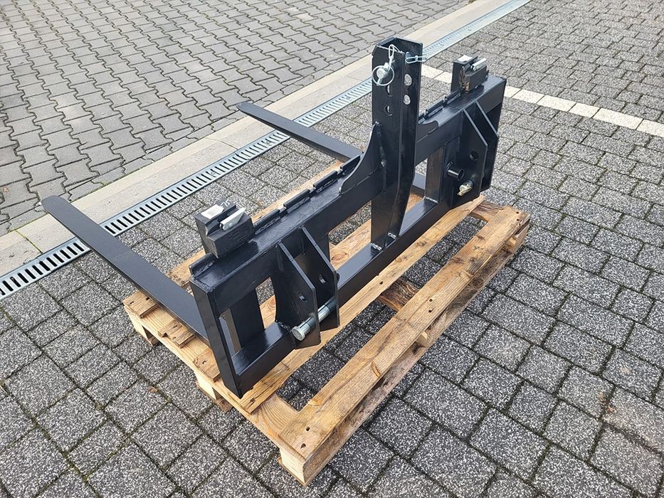 Widły do palet Paleciak na TUZ Transport
