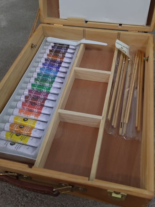 Conjunto novo de pintura