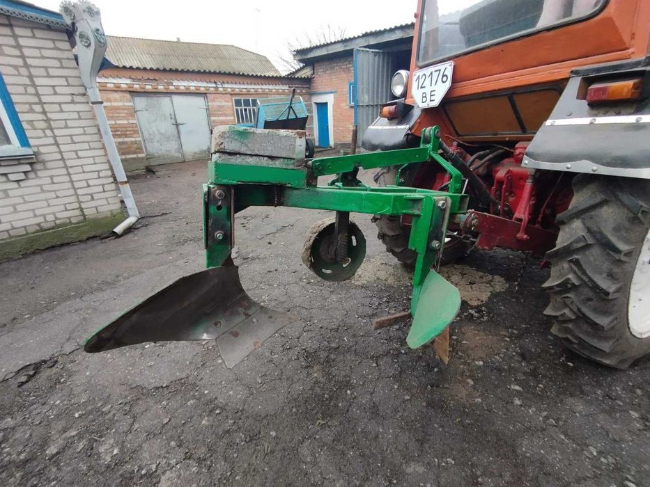 Продам Трактор Т-25,, картоплесаджалка, (можна окремо