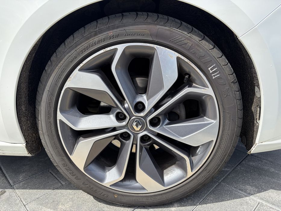 Renault Megane 2017 VIN VF1RFB00156483437 фото оголошення 4 з 8