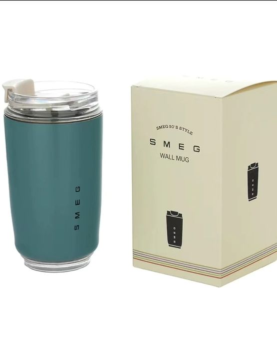 Термокружка Smeg Wall Mug
Стильна термокружка у фірмовому дизайні Smeg