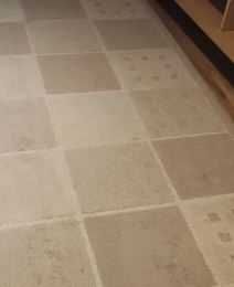 Tapete Ikea beje 133x195cm