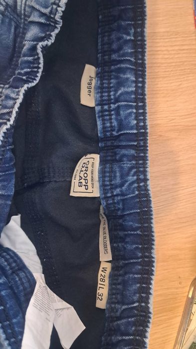 Spodnie męskie joggery cropp 28/32