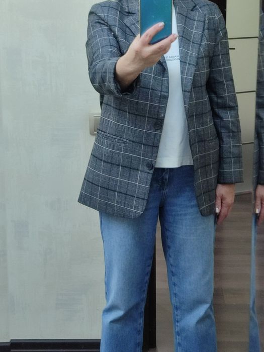 Елегантний жіночий піджак - ідеальна база для бездоганного  образу