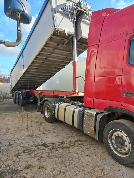 Напівпричіп самоскид