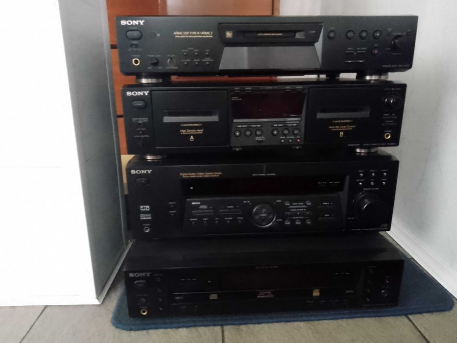 Sprzedam wieżę muzyczną Sony