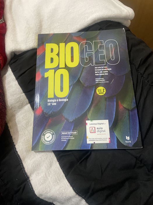 Livro de Geologia e Biologia de 10 ano