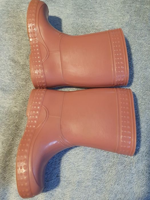 Kalosze różowe w odcieniu wrzosowym firmy Kalosze poproszę r. 21-22