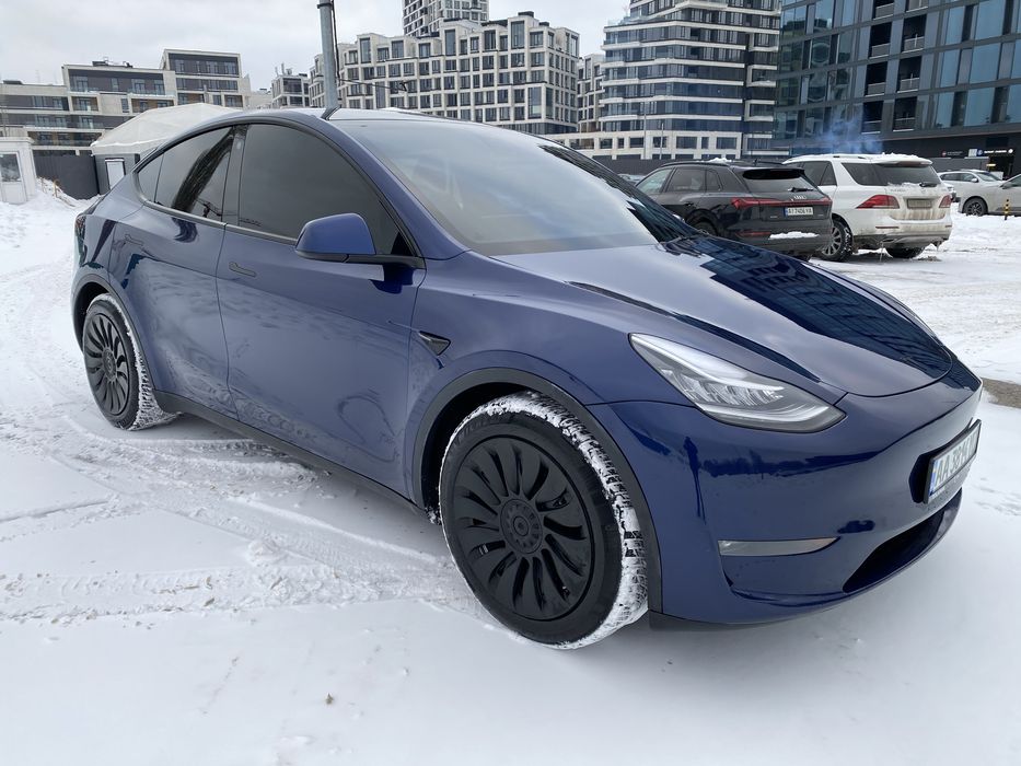 Tesla Model Y Dual Motor Long Range 2023
