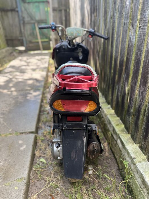 Продам Скутер, був на ходу. Розбита рульова панель. Потребує ремонту.