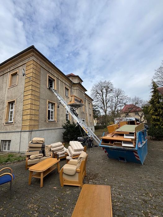 Wiinda elewacyjna | Przeprowadzki | Transport | Pakowanie | Zabezpieczenie
