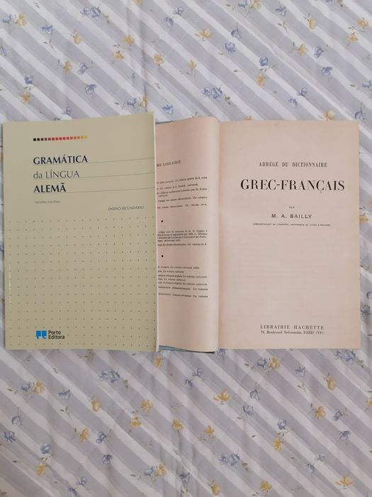 Livros de Antropologia e Línguas