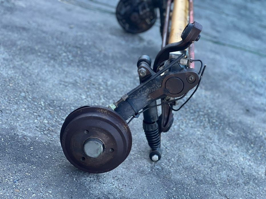 Eixo traseiro Citroen AX (3 Furos)