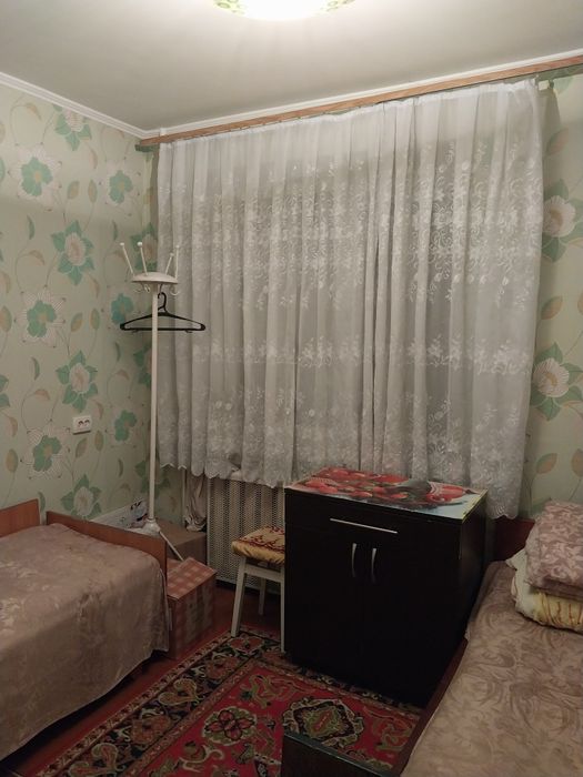 Окрема кімната для хлопця на Київській(комунал.врах