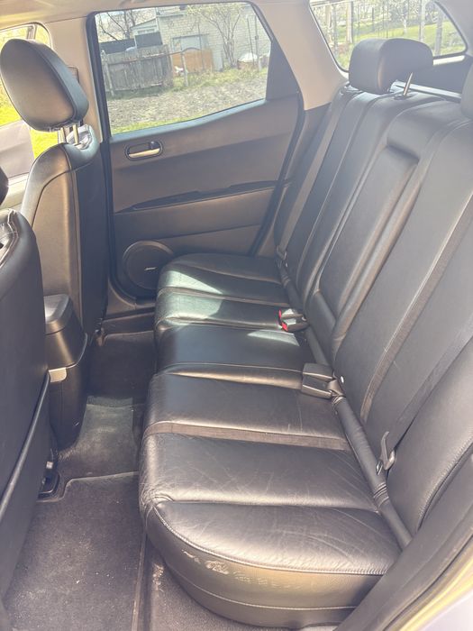 Продам mazda cx-7