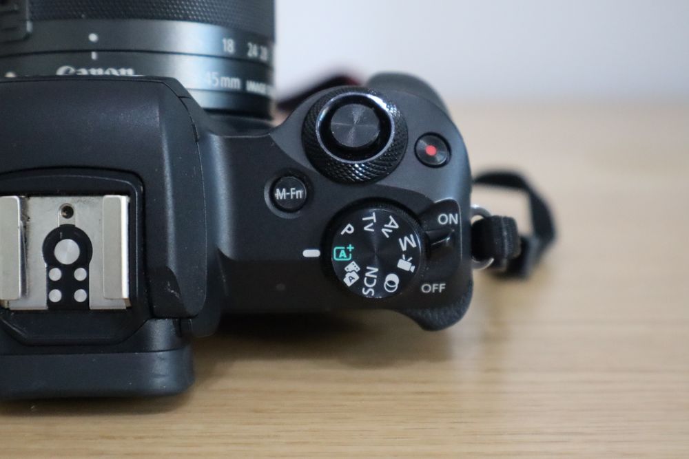 Canon EOS M50 Mark ii + EFM 15-45mm