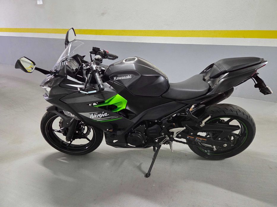 Kawasaki Ninja 400, 2023, 21000km e carta A2/34kW