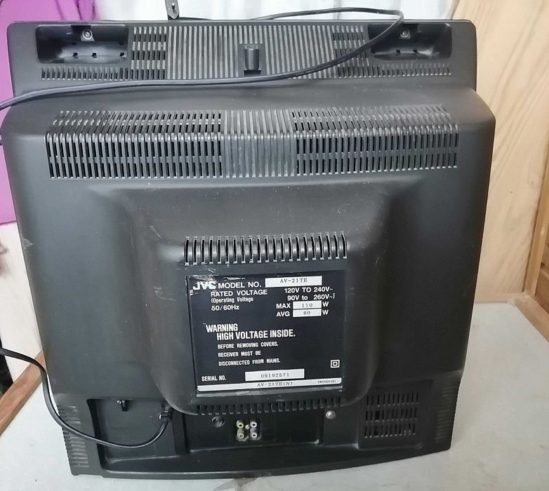 Недорого. Телевизор JVC AV-21TE, Япония, диагональ 21'', 54 см