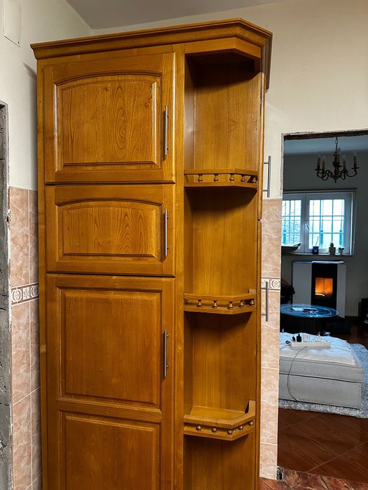 Móvel madeira de castanho. Multifunções