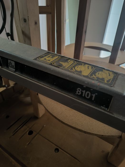 Máquina de corte industrial de madeira + oferta de aspirador