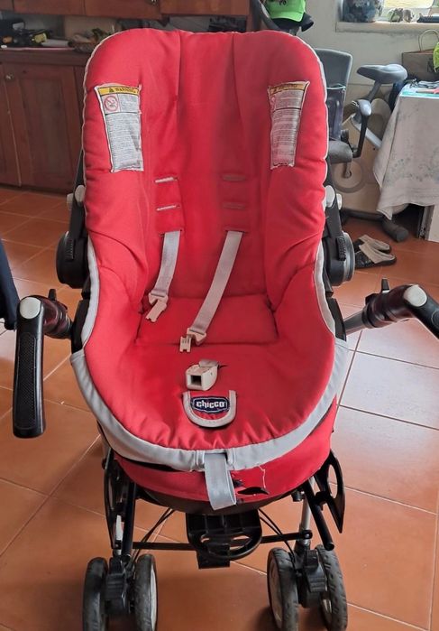 Chicco carrinho bebé e ovo