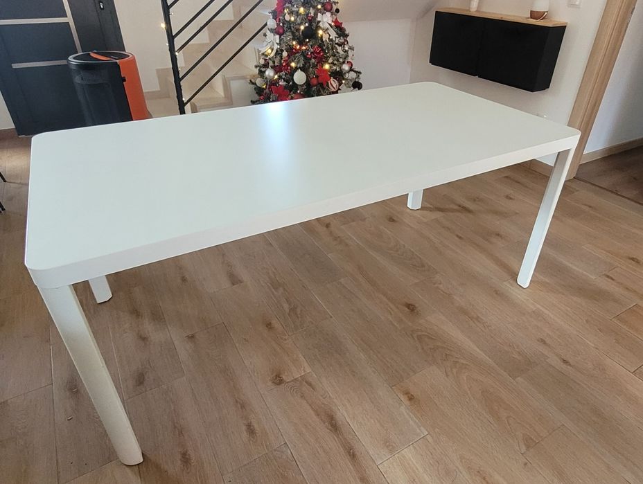 Mesa de jantar com 6 cadeiras