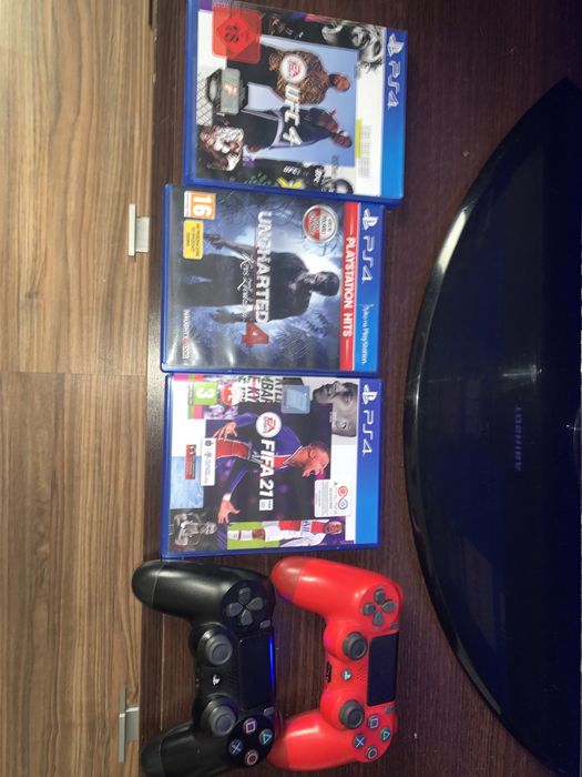 PlayStation 4 1TB.