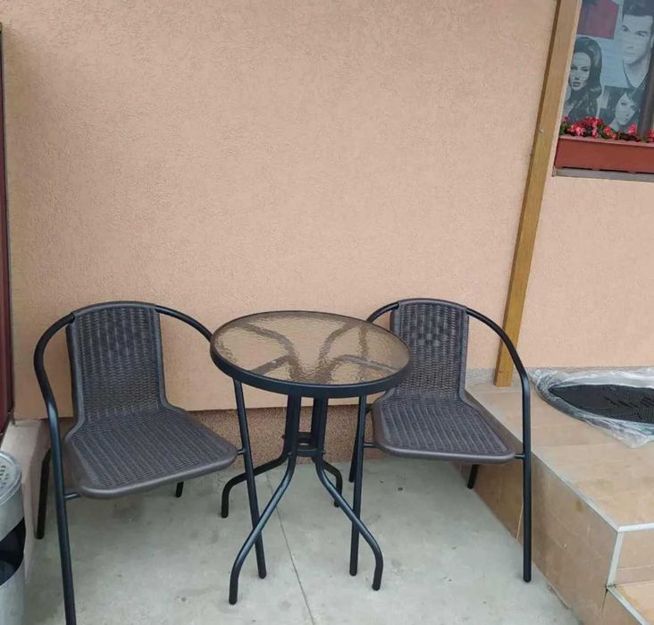 Комплект меблів для тераси, кафе Стіл і стільці для двору Стол стулья