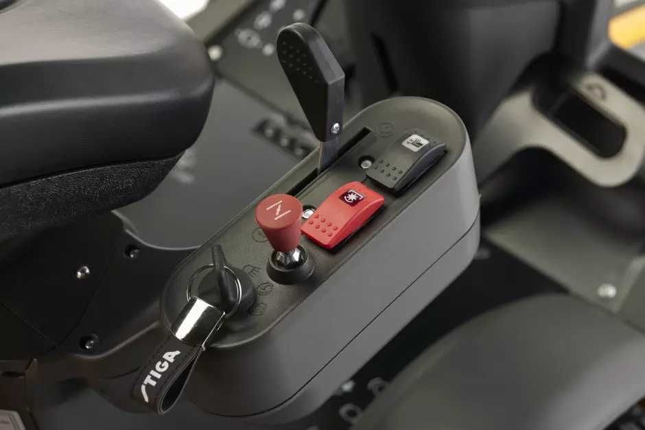 Nowy traktorek kosiarka STIGA PARK 500W+ combi 95Q plus mulcher