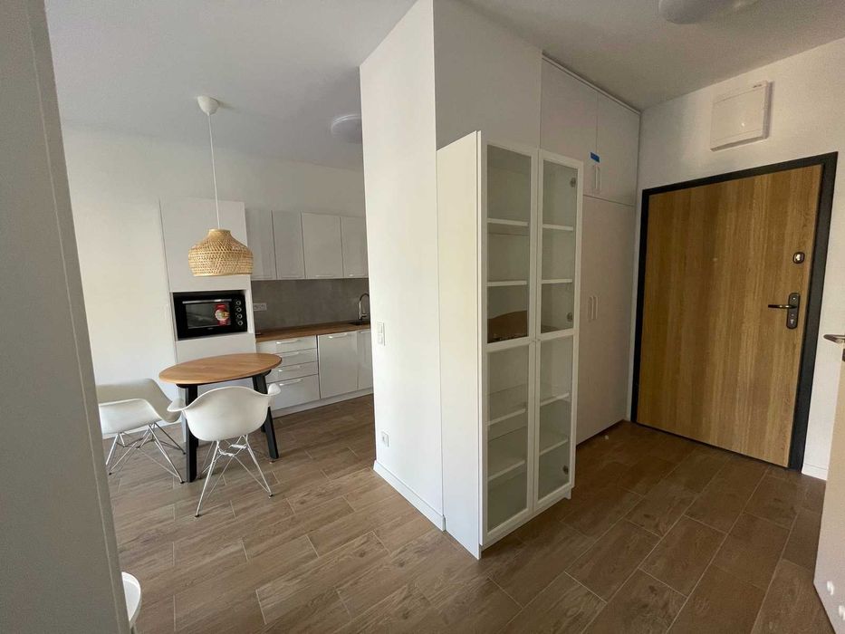 kameralny apartamentowiec_czynsz w cenie_garaż_duża loggia
