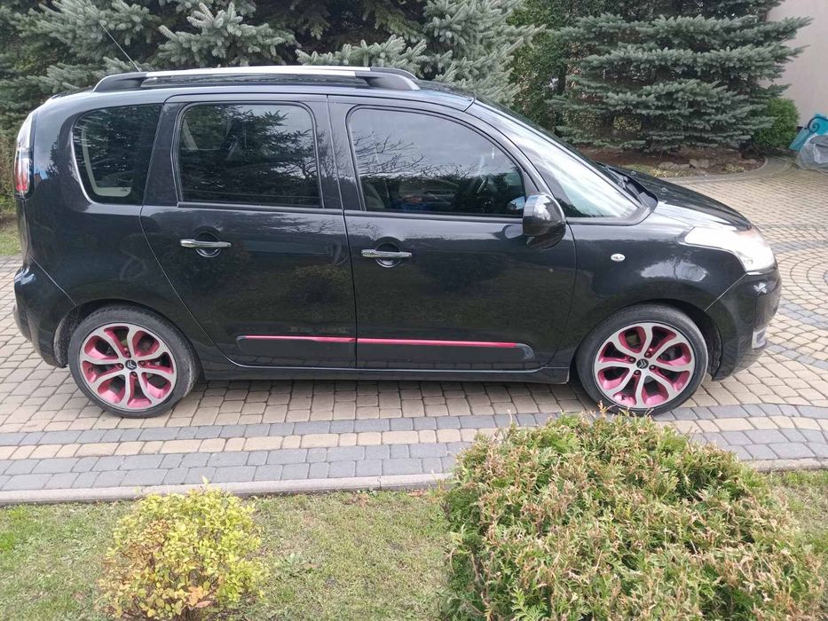 Продаю  свою красуню