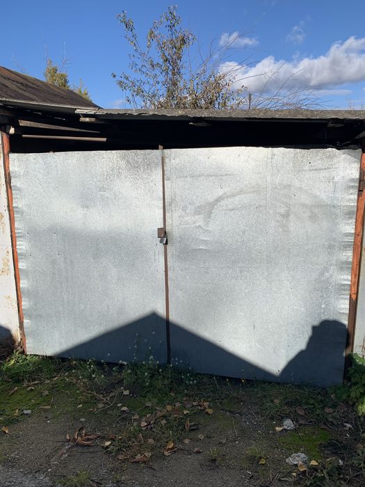 Оренда гаража біля Універсаму