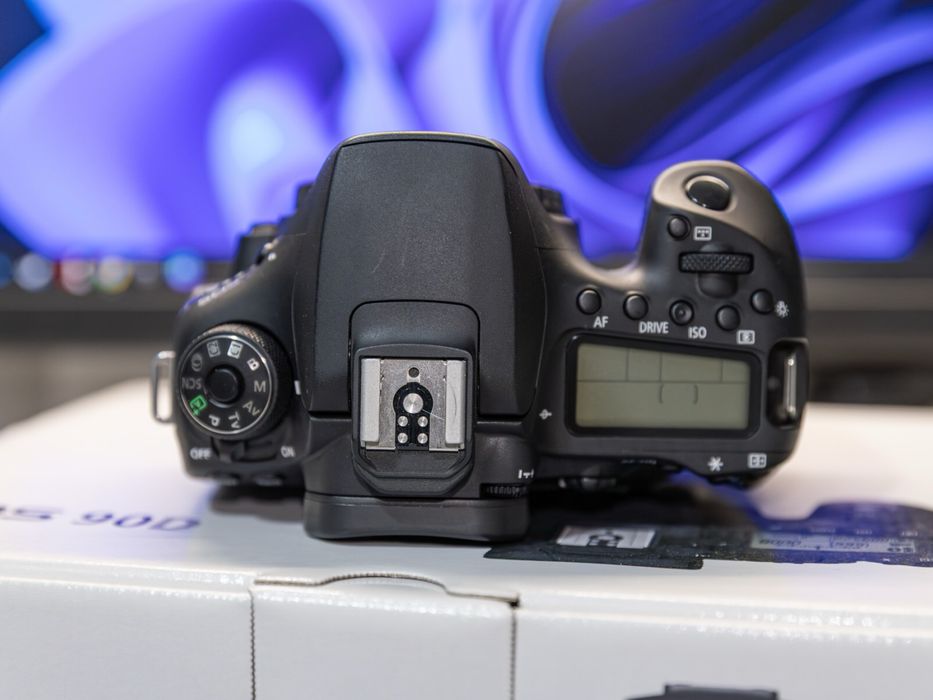 Canon 90D (apenas corpo)