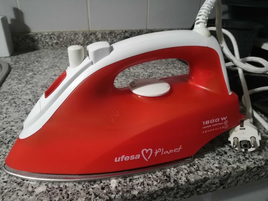 Ferro a vapor ufesa 1800w