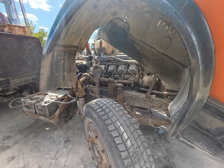 Кран 25т Силач на базі Камаза