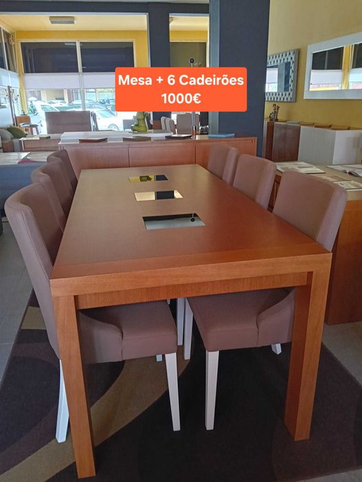 Mesa de Sala e 6 Cadeirões