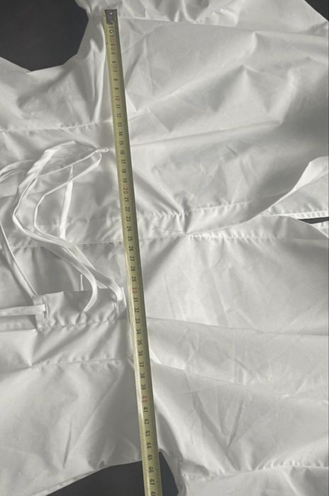 Koszula długa z bufiastymi rękawami.Nowa nie używana .