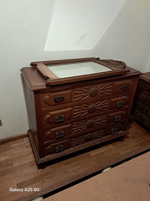 Cómoda quarto em  madeira