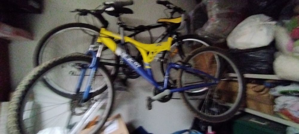 4 bicicletas só vendo o conjunto